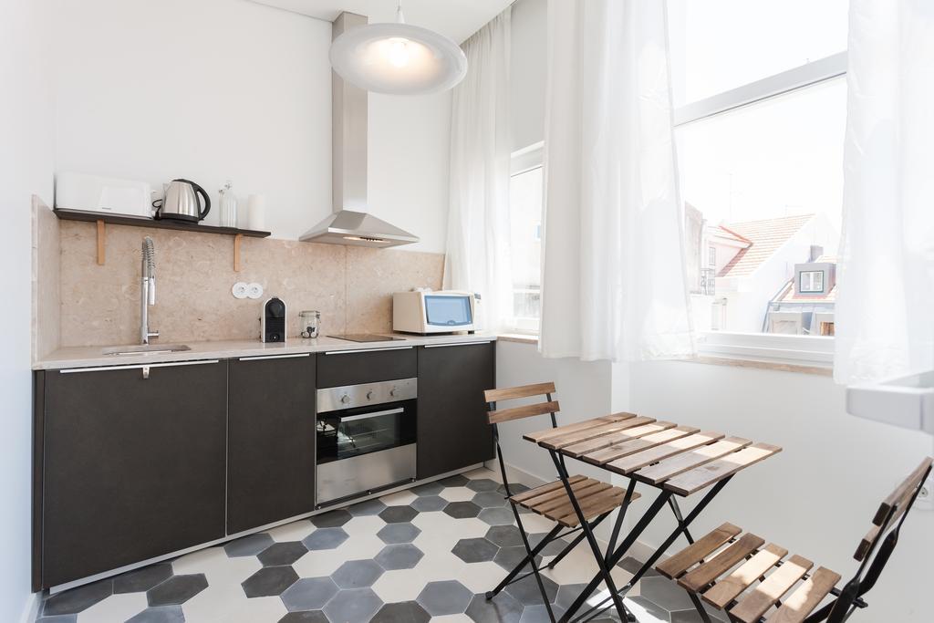 Flh Bica Modern Flat With View Lisboa